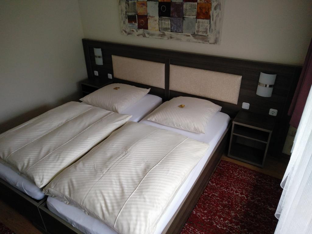 Hotel Alfa Neu-Isenburg Room photo